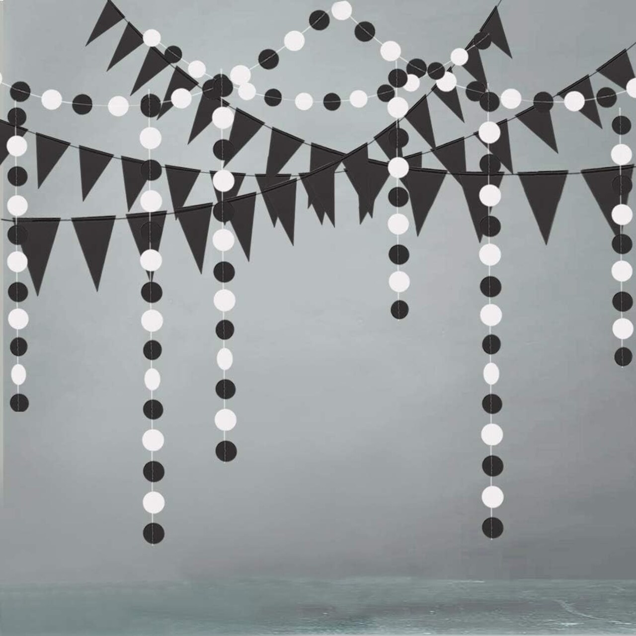 Cheerland Black and White Party Decoration (Triangle Circle Garland Kit)